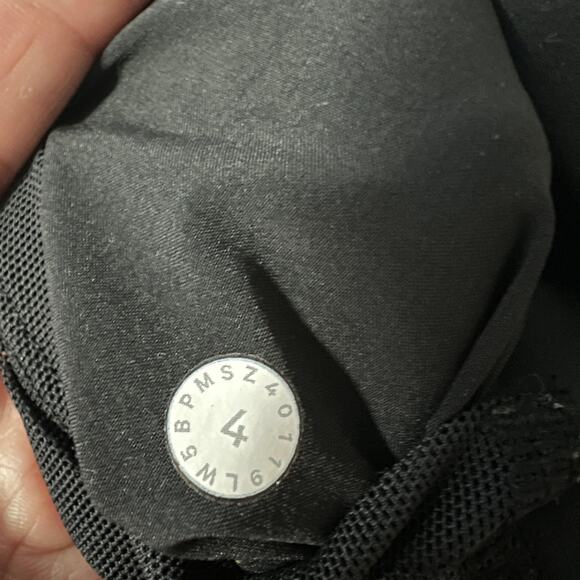 Lululemon On The Fly Pant Black Size 4 - Picture 11 of 13